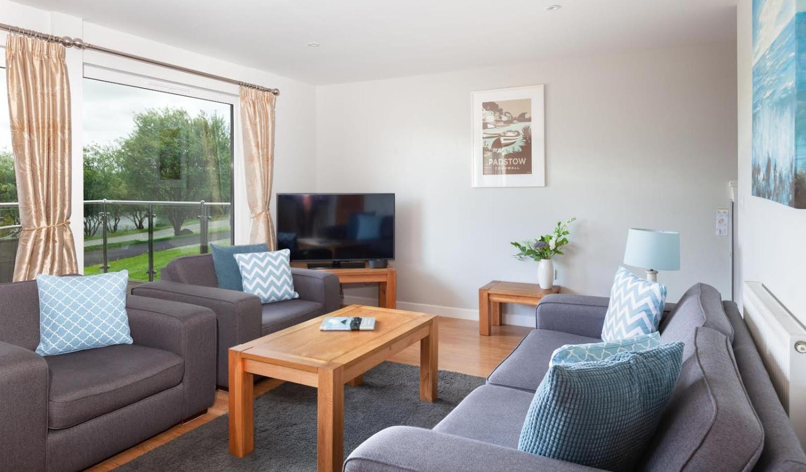 Kingfisher Hot Tub & Log Burner House On Premium Lakeside With Resort Facilities St Columb Major Bagian luar foto